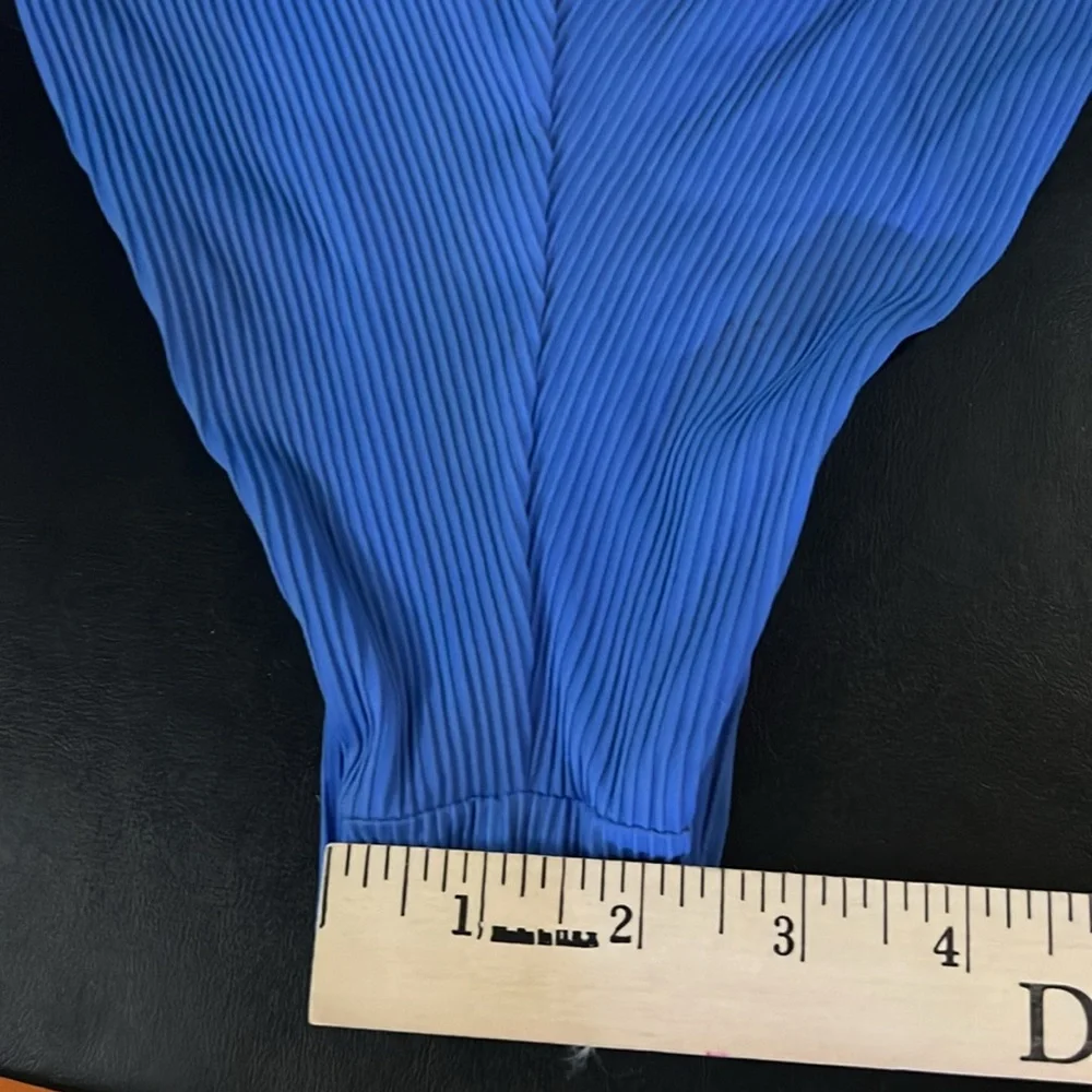 OneOne Color Block Bikini Set - Picture 10 of 11